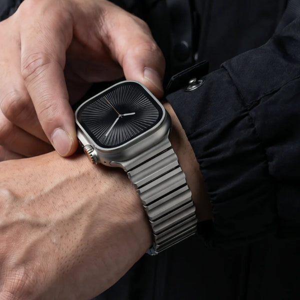 Titanium Hybrid Wave Band